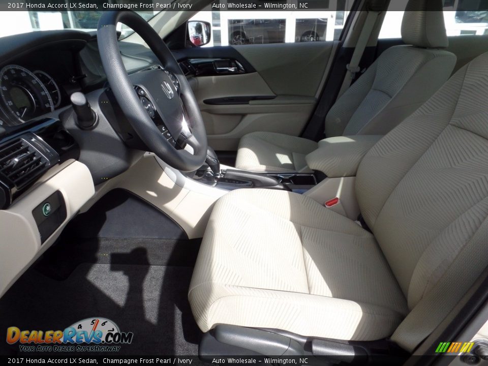 2017 Honda Accord LX Sedan Champagne Frost Pearl / Ivory Photo #11