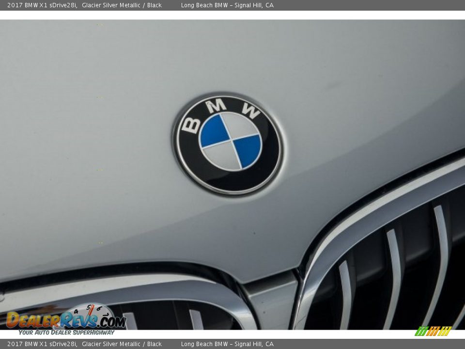 2017 BMW X1 sDrive28i Glacier Silver Metallic / Black Photo #26