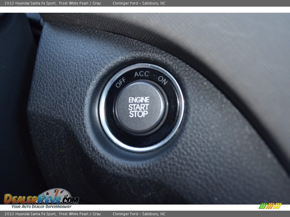 2013 Hyundai Santa Fe Sport Frost White Pearl / Gray Photo #29