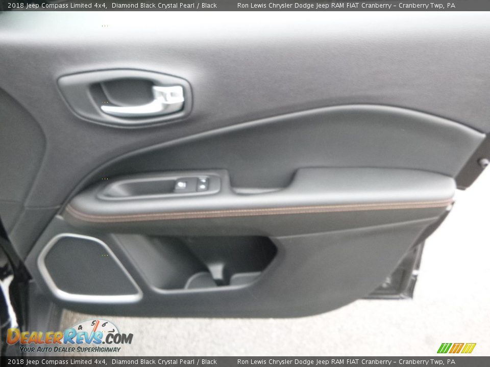 2018 Jeep Compass Limited 4x4 Diamond Black Crystal Pearl / Black Photo #12