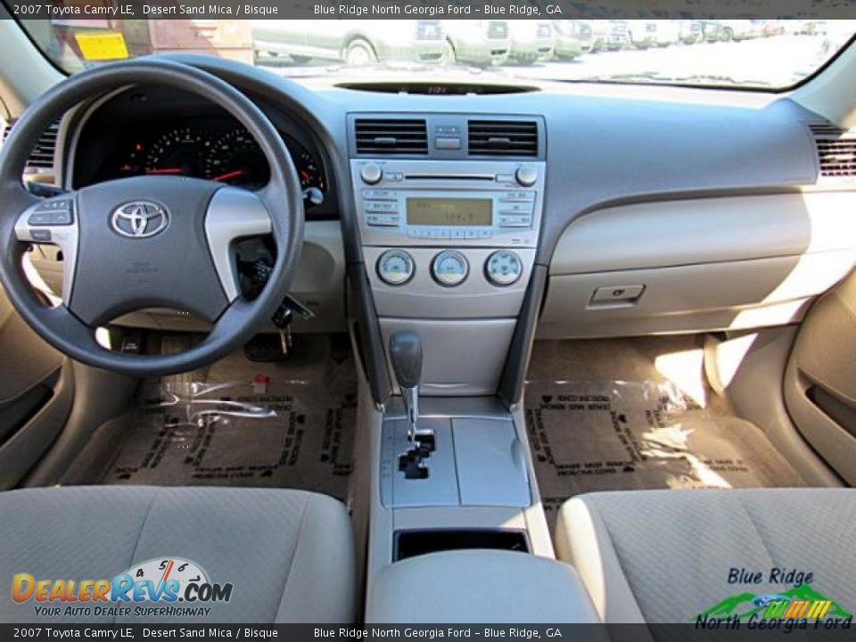 2007 Toyota Camry LE Desert Sand Mica / Bisque Photo #18