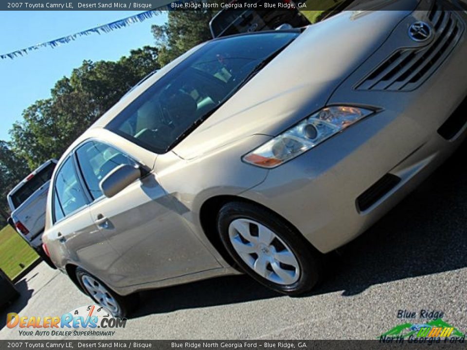 2007 Toyota Camry LE Desert Sand Mica / Bisque Photo #26