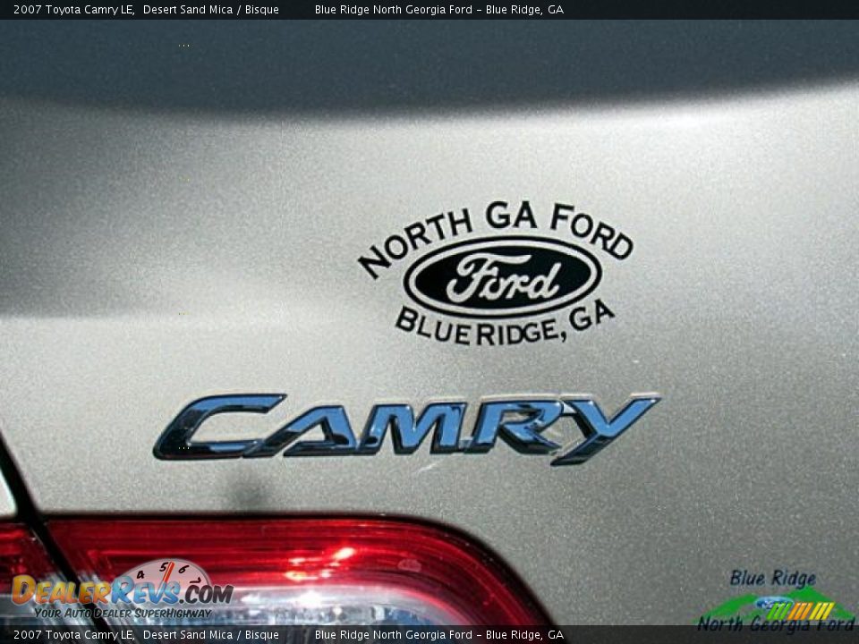 2007 Toyota Camry LE Desert Sand Mica / Bisque Photo #29