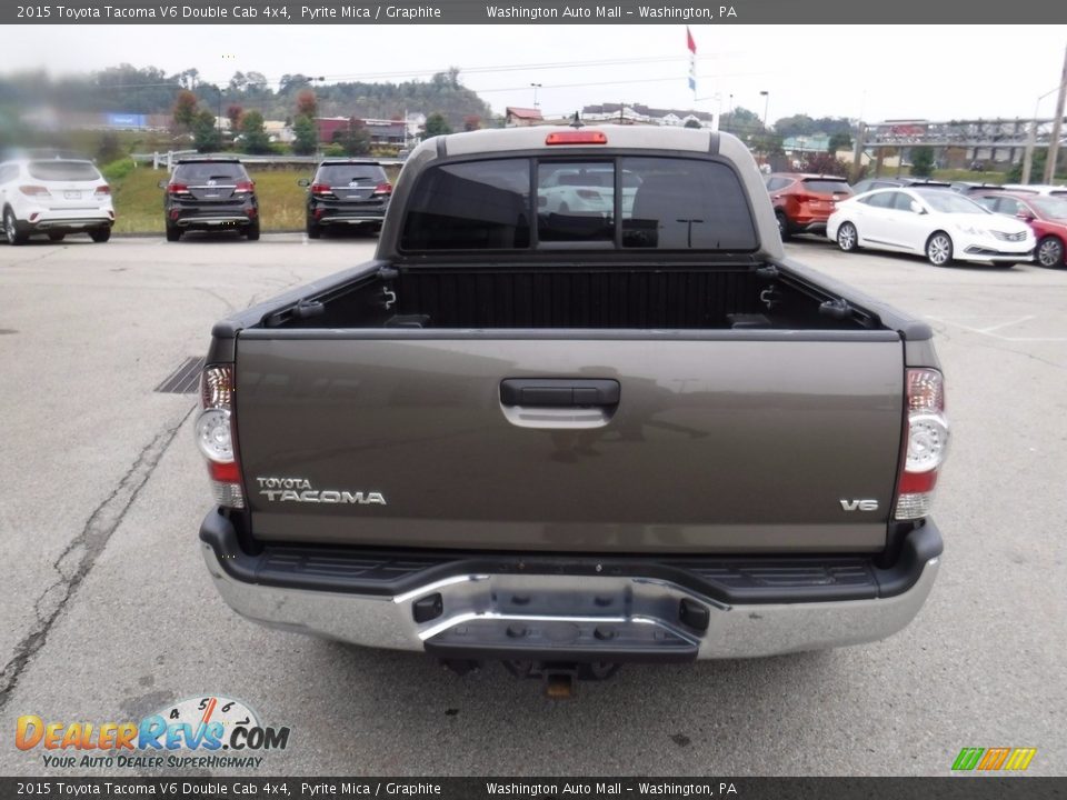 2015 Toyota Tacoma V6 Double Cab 4x4 Pyrite Mica / Graphite Photo #10