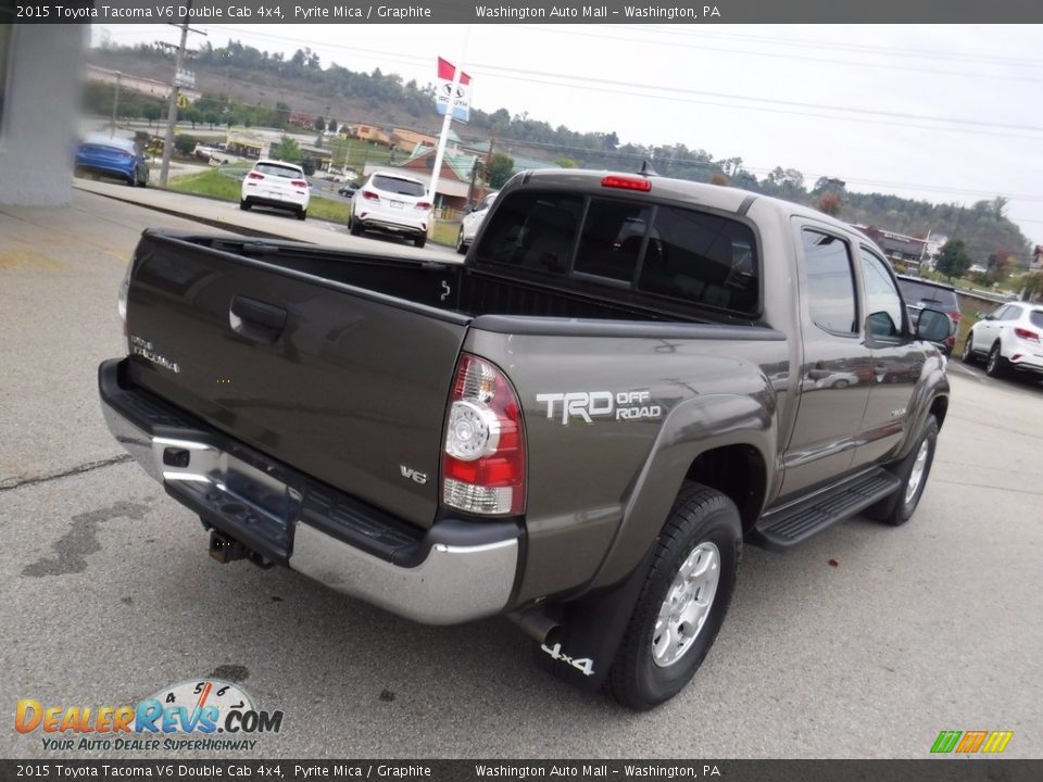 2015 Toyota Tacoma V6 Double Cab 4x4 Pyrite Mica / Graphite Photo #11