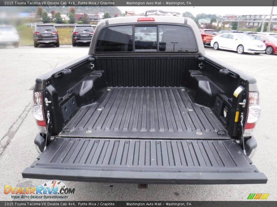 2015 Toyota Tacoma V6 Double Cab 4x4 Pyrite Mica / Graphite Photo #12