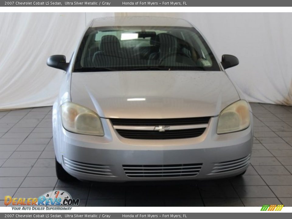 2007 Chevrolet Cobalt LS Sedan Ultra Silver Metallic / Gray Photo #4