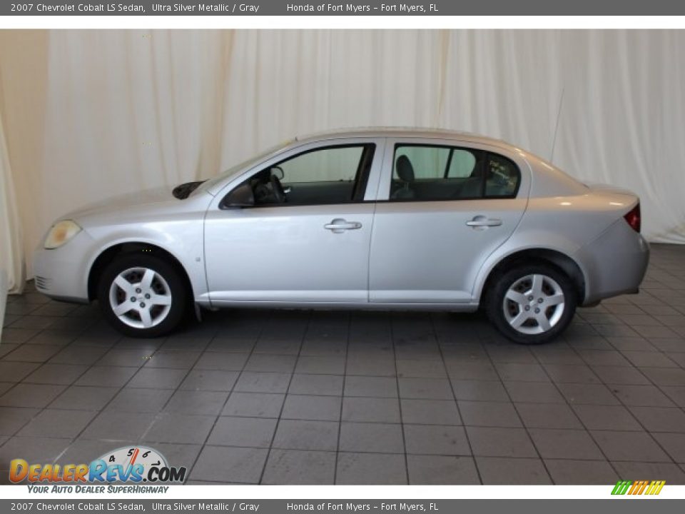 2007 Chevrolet Cobalt LS Sedan Ultra Silver Metallic / Gray Photo #5