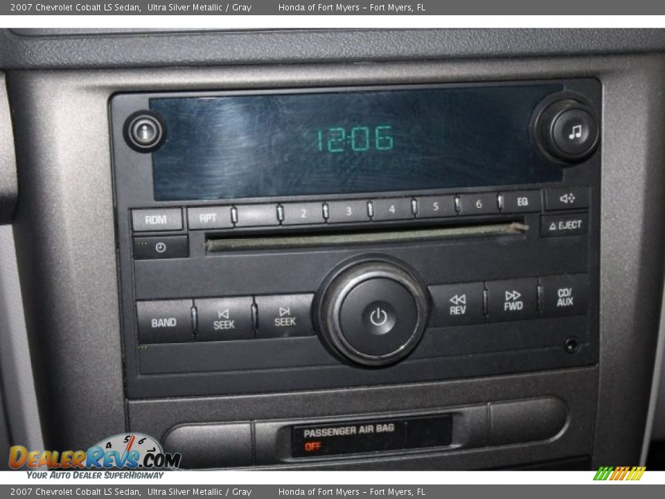 2007 Chevrolet Cobalt LS Sedan Ultra Silver Metallic / Gray Photo #15