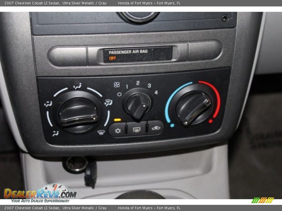 2007 Chevrolet Cobalt LS Sedan Ultra Silver Metallic / Gray Photo #16