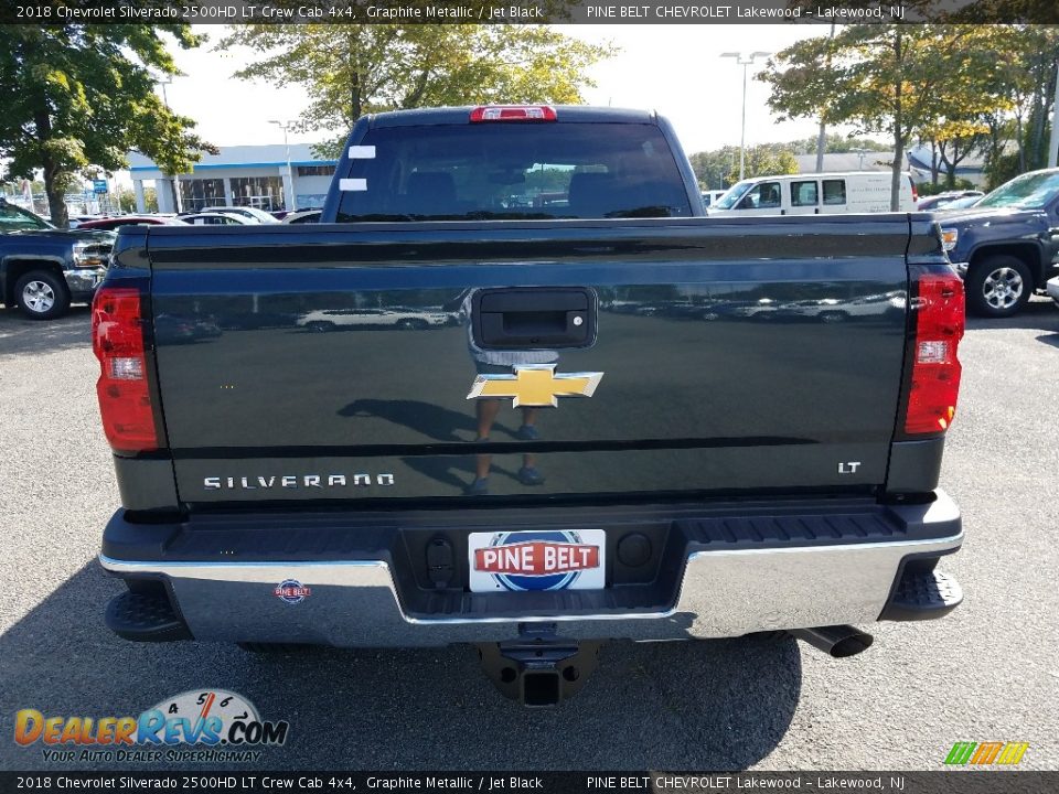 2018 Chevrolet Silverado 2500HD LT Crew Cab 4x4 Graphite Metallic / Jet Black Photo #5