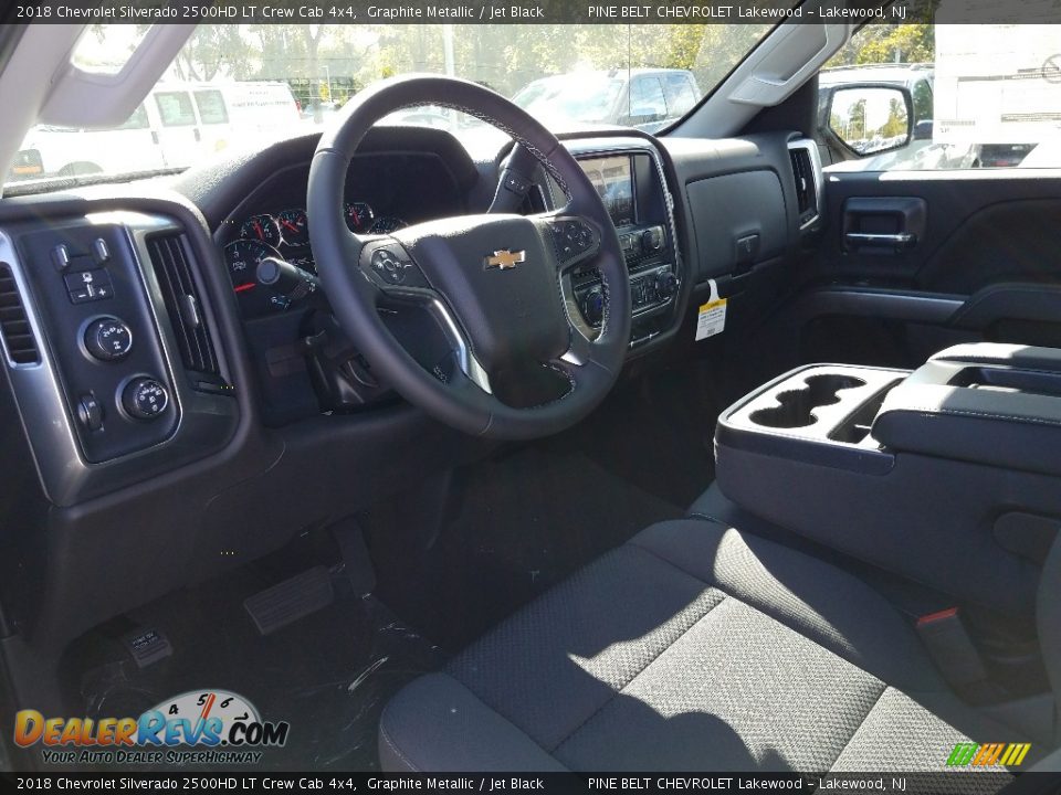 2018 Chevrolet Silverado 2500HD LT Crew Cab 4x4 Graphite Metallic / Jet Black Photo #7