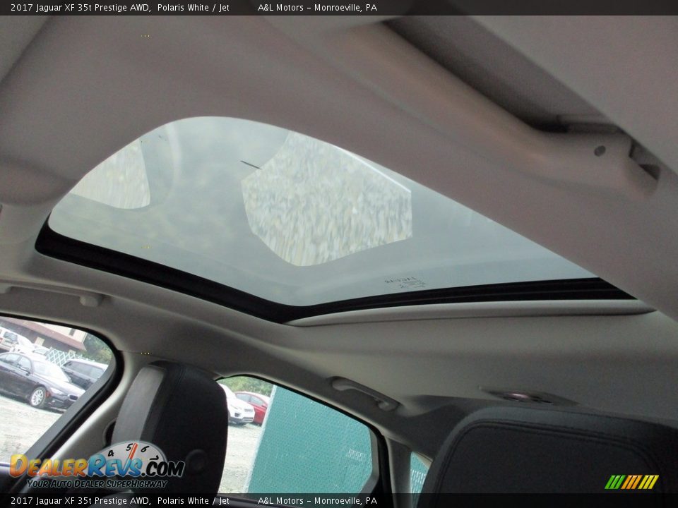2017 Jaguar XF 35t Prestige AWD Polaris White / Jet Photo #11