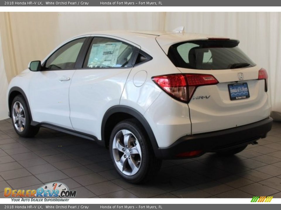 2018 Honda HR-V LX White Orchid Pearl / Gray Photo #6