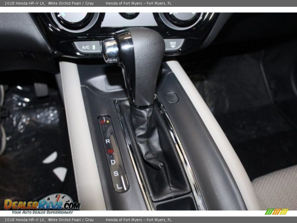 2018 Honda HR-V LX White Orchid Pearl / Gray Photo #20