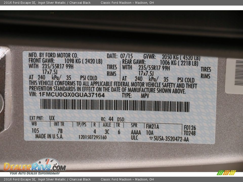 2016 Ford Escape SE Ingot Silver Metallic / Charcoal Black Photo #17