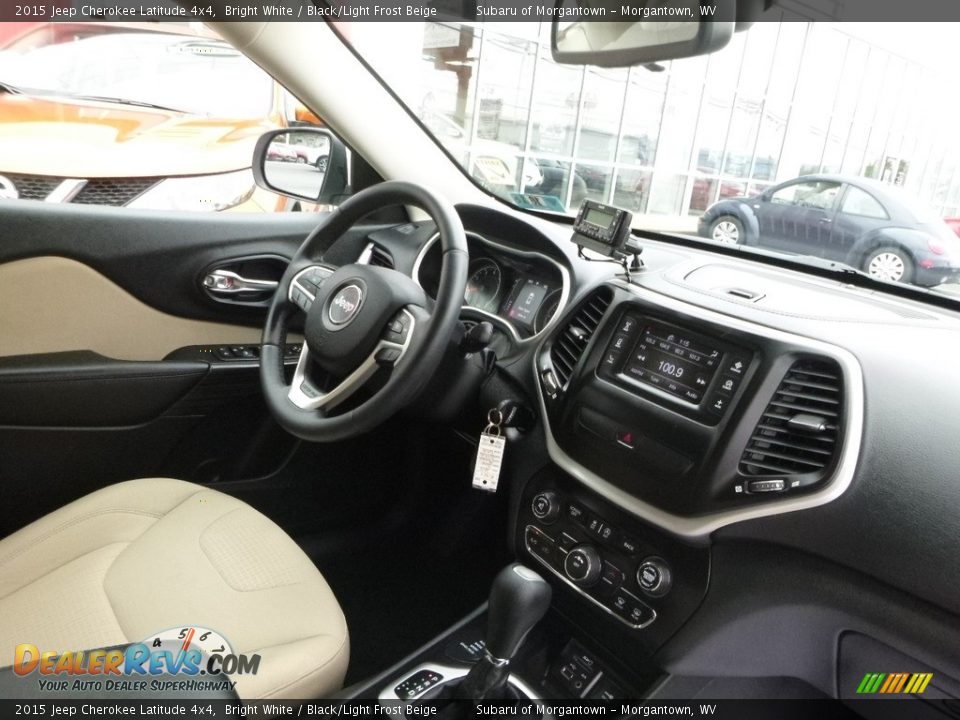 2015 Jeep Cherokee Latitude 4x4 Bright White / Black/Light Frost Beige Photo #11