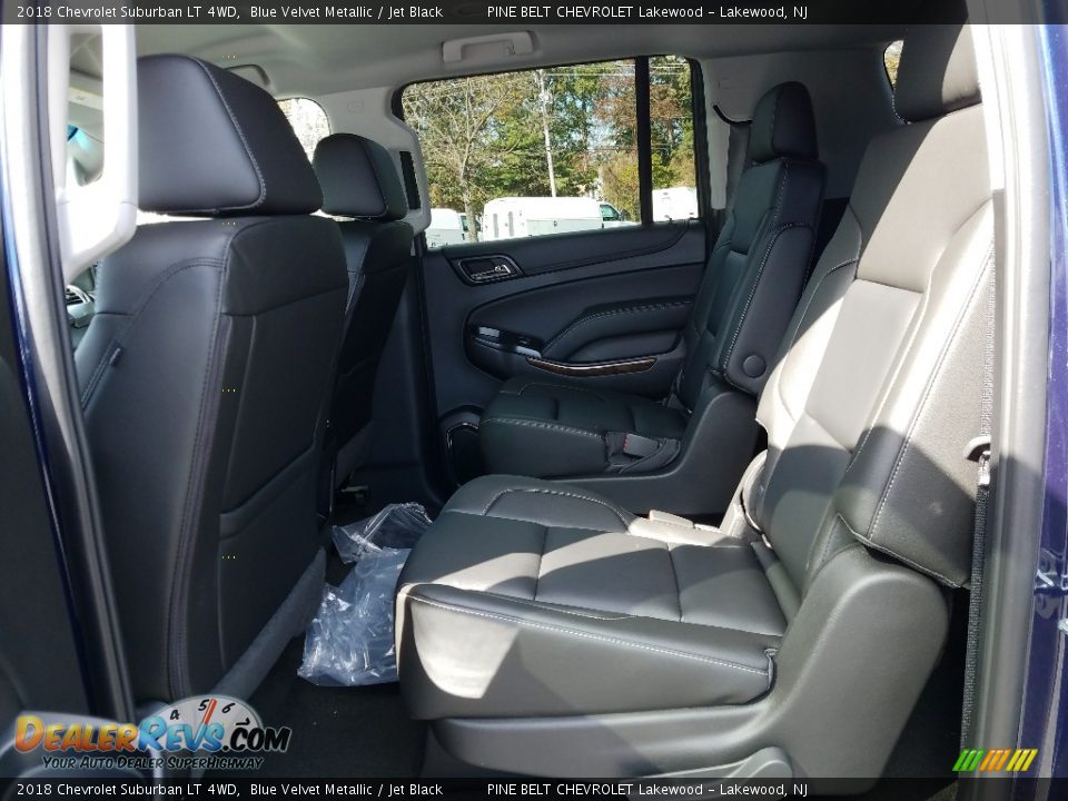 Rear Seat of 2018 Chevrolet Suburban LT 4WD Photo #6