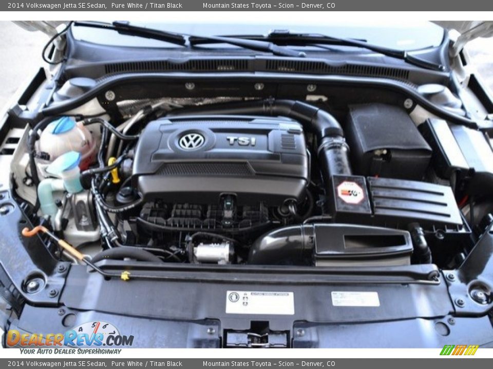 2014 Volkswagen Jetta SE Sedan Pure White / Titan Black Photo #27