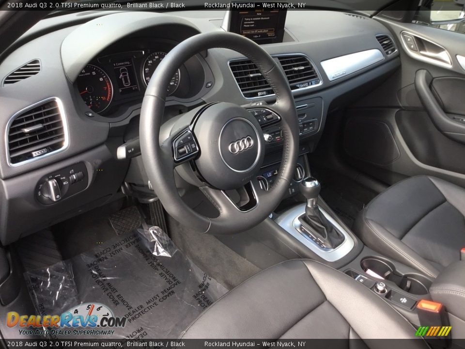 Black Interior - 2018 Audi Q3 2.0 TFSI Premium quattro Photo #9
