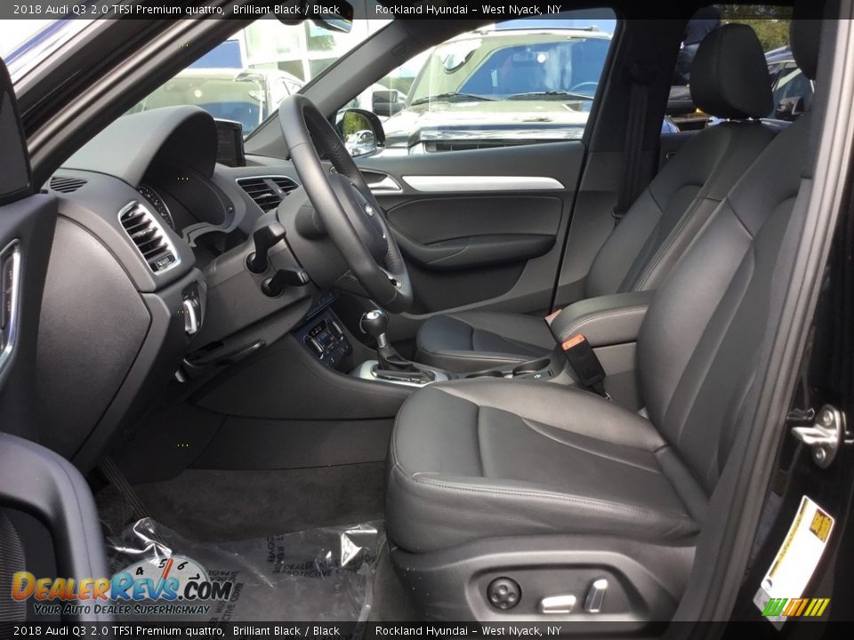 Front Seat of 2018 Audi Q3 2.0 TFSI Premium quattro Photo #10