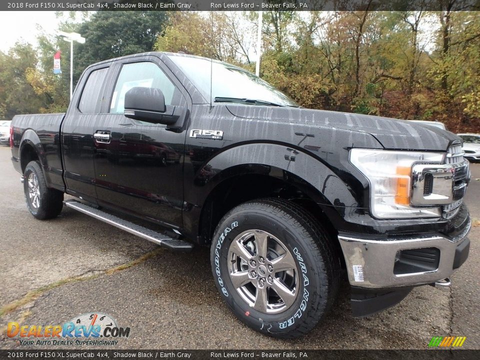 Front 3/4 View of 2018 Ford F150 XL SuperCab 4x4 Photo #8