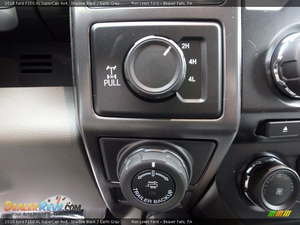 2018 Ford F150 XL SuperCab 4x4 Shadow Black / Earth Gray Photo #18