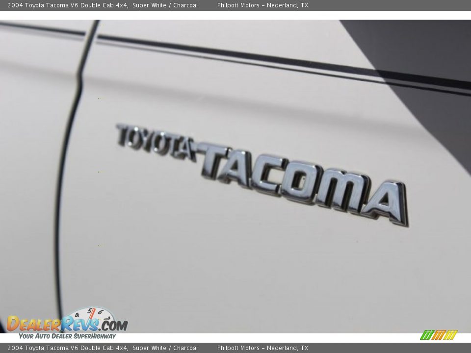 2004 Toyota Tacoma V6 Double Cab 4x4 Super White / Charcoal Photo #9