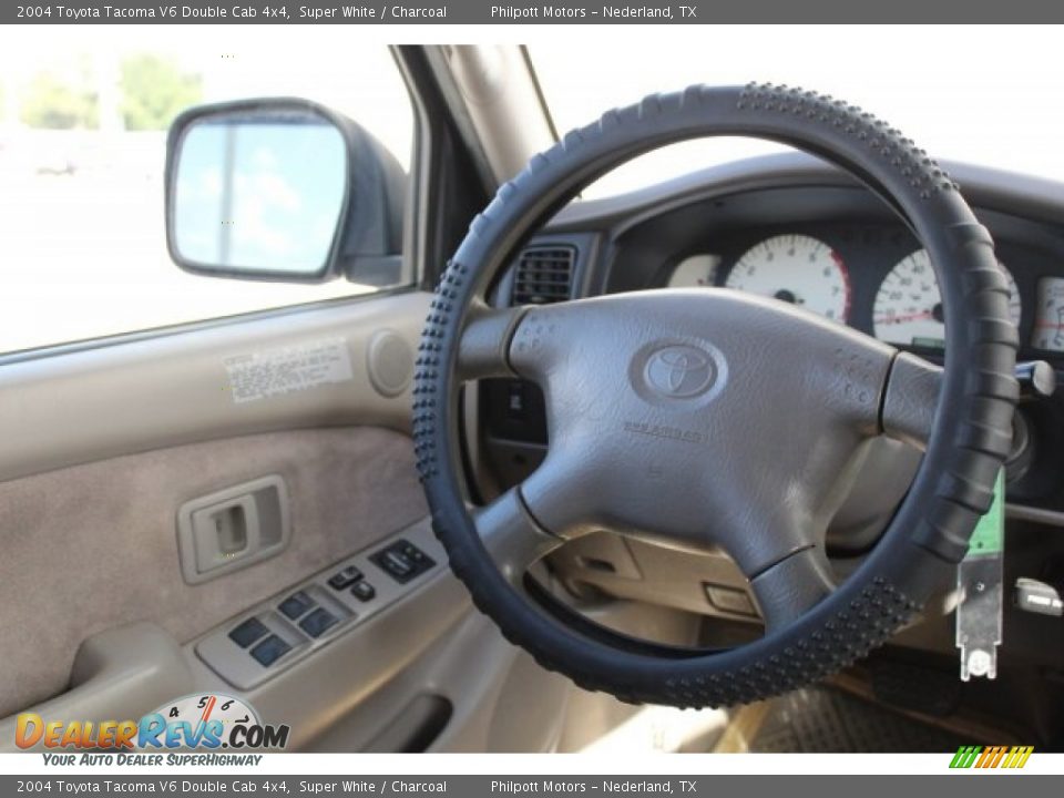 2004 Toyota Tacoma V6 Double Cab 4x4 Super White / Charcoal Photo #20