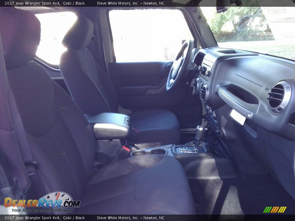 2017 Jeep Wrangler Sport 4x4 Gobi / Black Photo #14