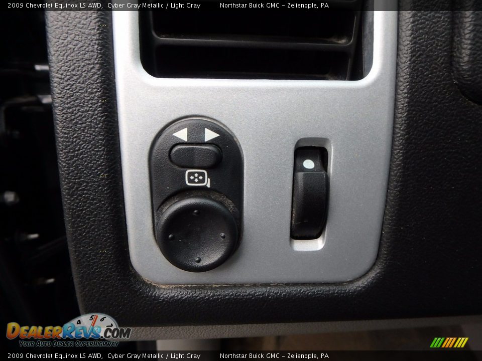 2009 Chevrolet Equinox LS AWD Cyber Gray Metallic / Light Gray Photo #22