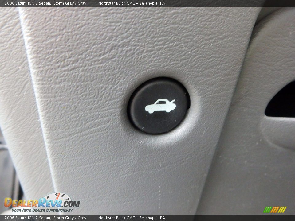 2006 Saturn ION 2 Sedan Storm Gray / Gray Photo #22