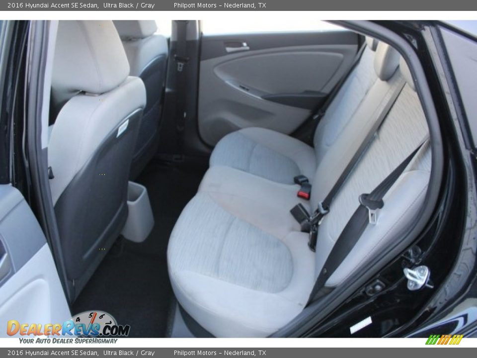 2016 Hyundai Accent SE Sedan Ultra Black / Gray Photo #23
