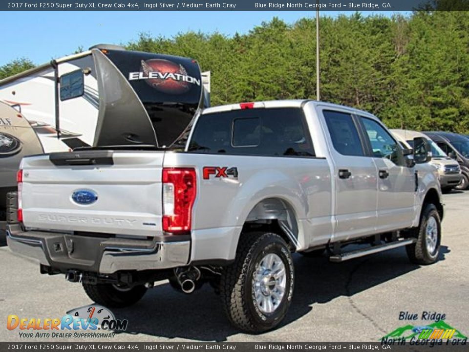 2017 Ford F250 Super Duty XL Crew Cab 4x4 Ingot Silver / Medium Earth Gray Photo #5