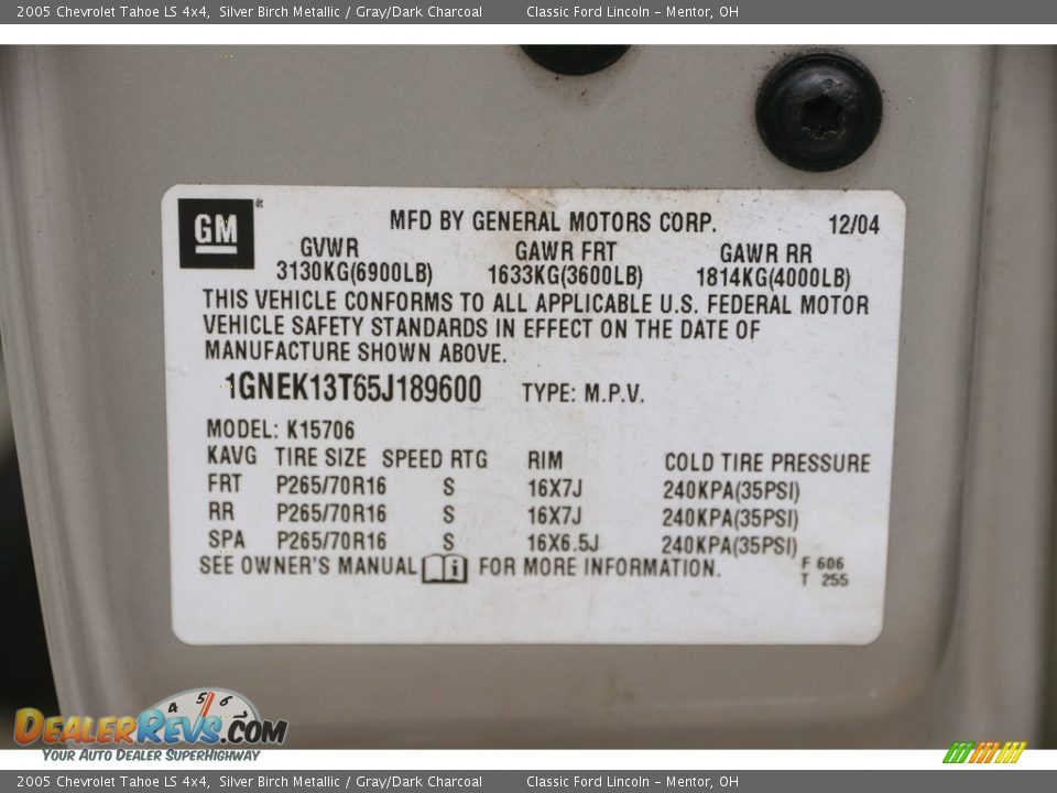 2005 Chevrolet Tahoe LS 4x4 Silver Birch Metallic / Gray/Dark Charcoal Photo #18