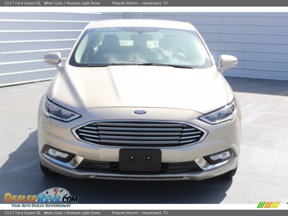 2017 Ford Fusion SE White Gold / Medium Light Stone Photo #2