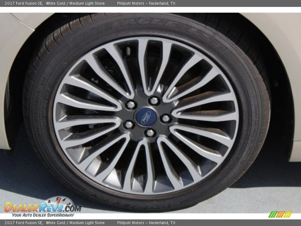 2017 Ford Fusion SE White Gold / Medium Light Stone Photo #5