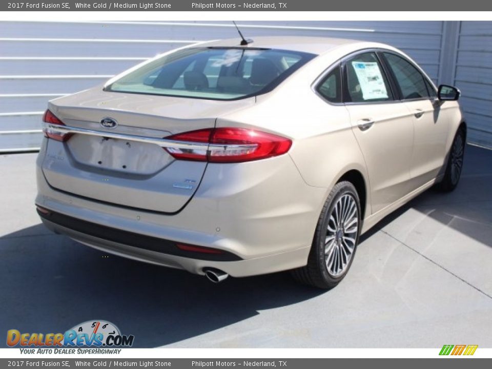 2017 Ford Fusion SE White Gold / Medium Light Stone Photo #8