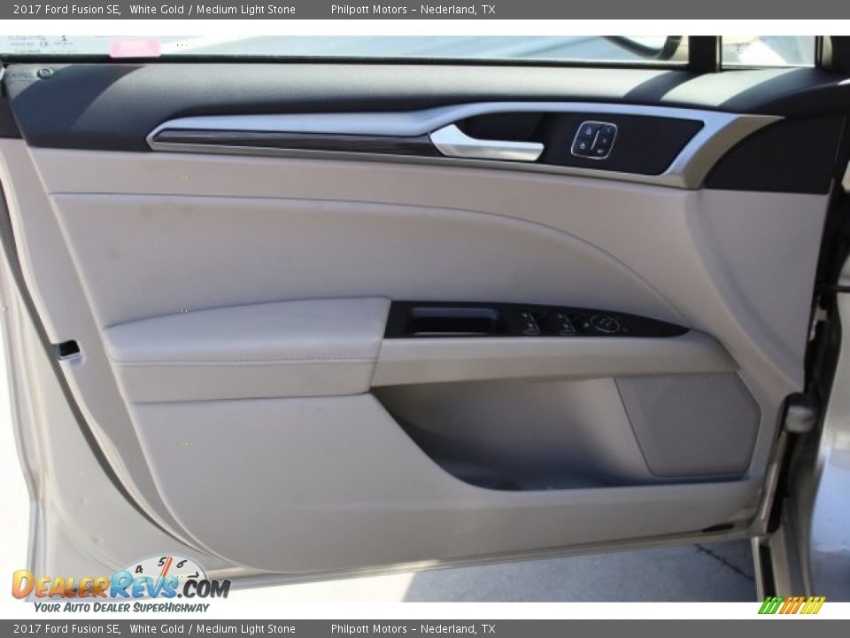 2017 Ford Fusion SE White Gold / Medium Light Stone Photo #9