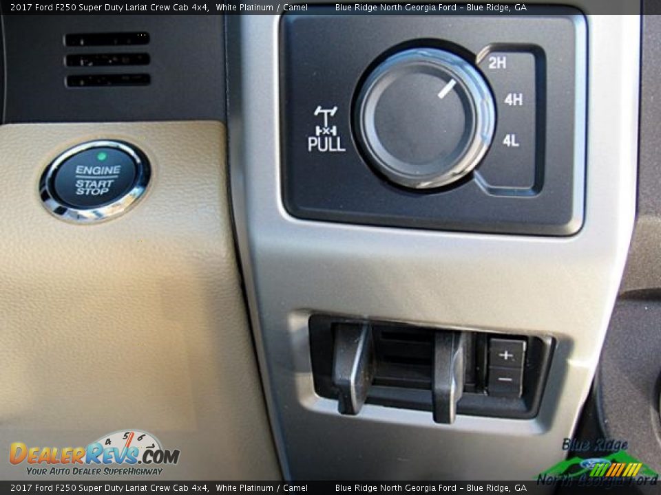 2017 Ford F250 Super Duty Lariat Crew Cab 4x4 White Platinum / Camel Photo #26