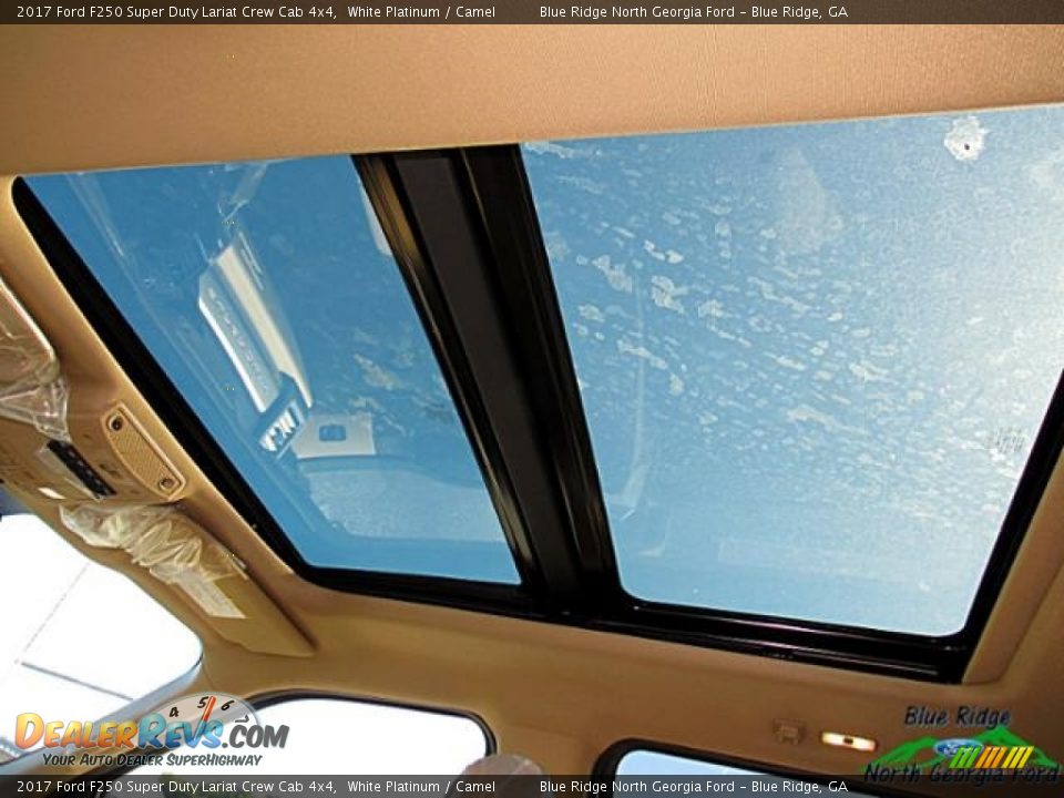 2017 Ford F250 Super Duty Lariat Crew Cab 4x4 White Platinum / Camel Photo #31