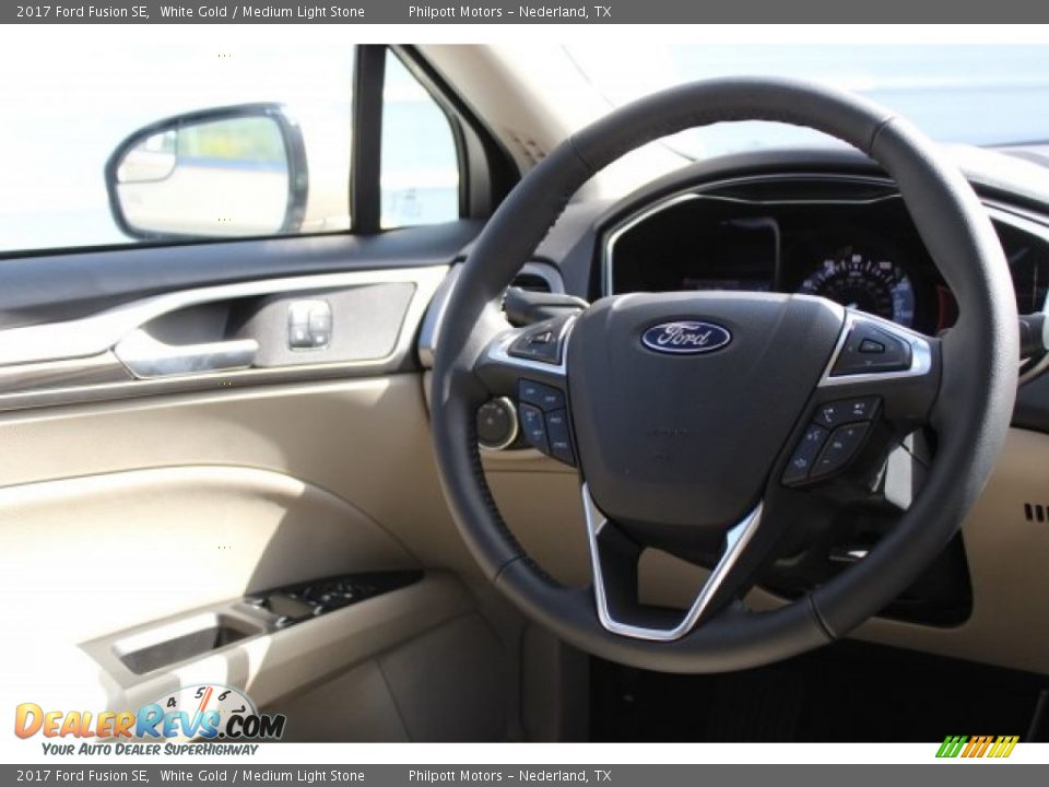 2017 Ford Fusion SE White Gold / Medium Light Stone Photo #24