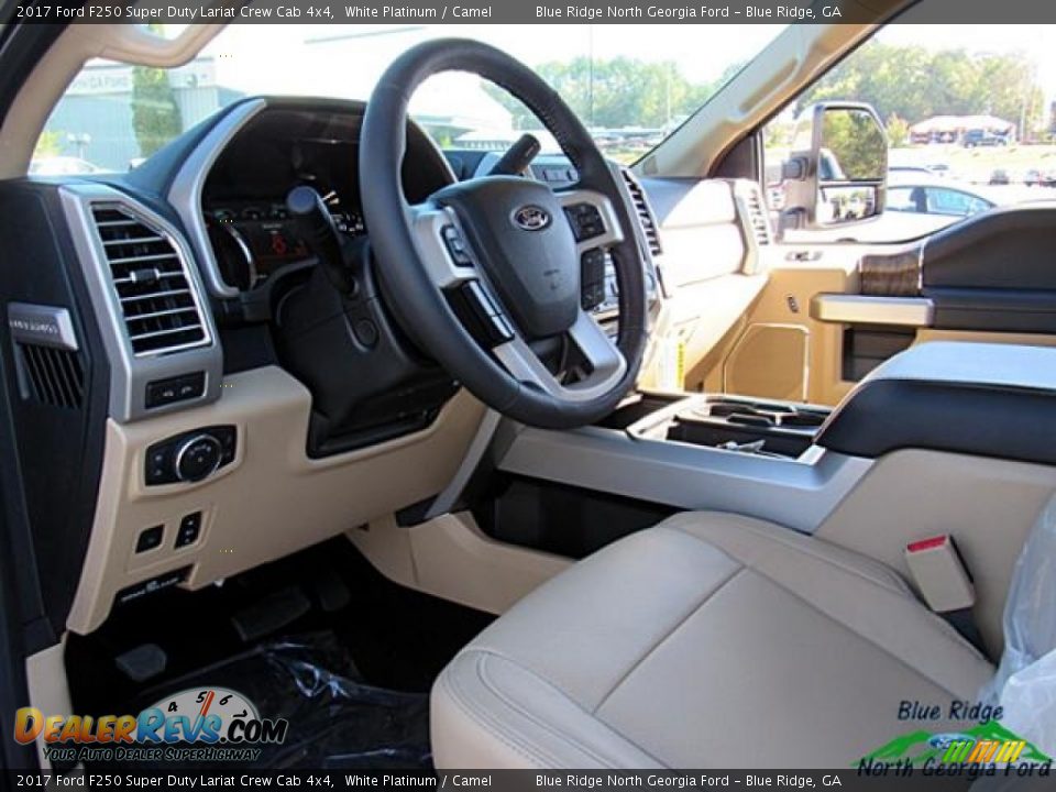 2017 Ford F250 Super Duty Lariat Crew Cab 4x4 White Platinum / Camel Photo #35