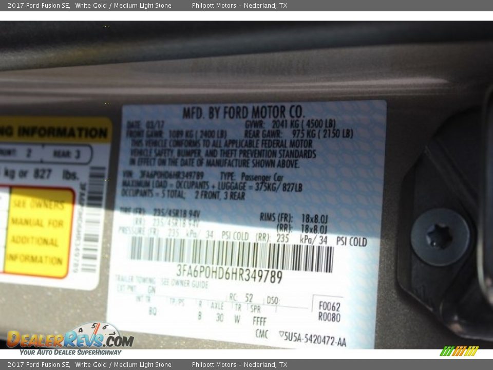 2017 Ford Fusion SE White Gold / Medium Light Stone Photo #28