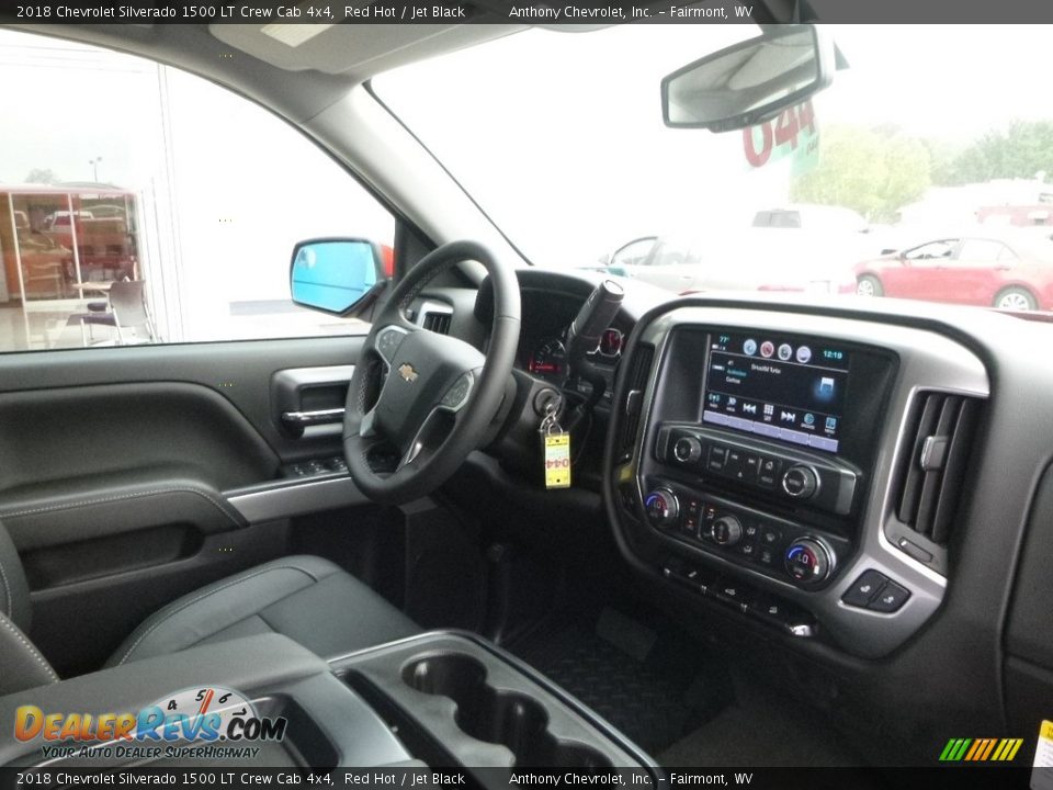 2018 Chevrolet Silverado 1500 LT Crew Cab 4x4 Red Hot / Jet Black Photo #9