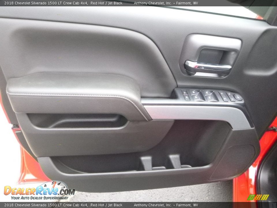 2018 Chevrolet Silverado 1500 LT Crew Cab 4x4 Red Hot / Jet Black Photo #14