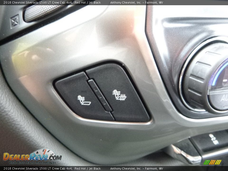 2018 Chevrolet Silverado 1500 LT Crew Cab 4x4 Red Hot / Jet Black Photo #18