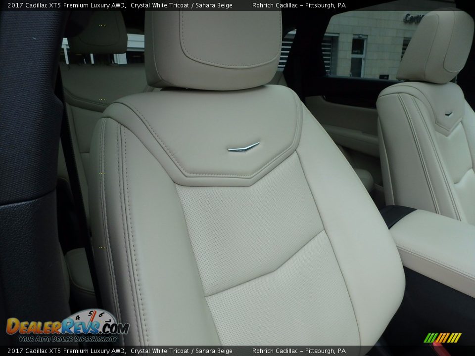 2017 Cadillac XT5 Premium Luxury AWD Crystal White Tricoat / Sahara Beige Photo #19