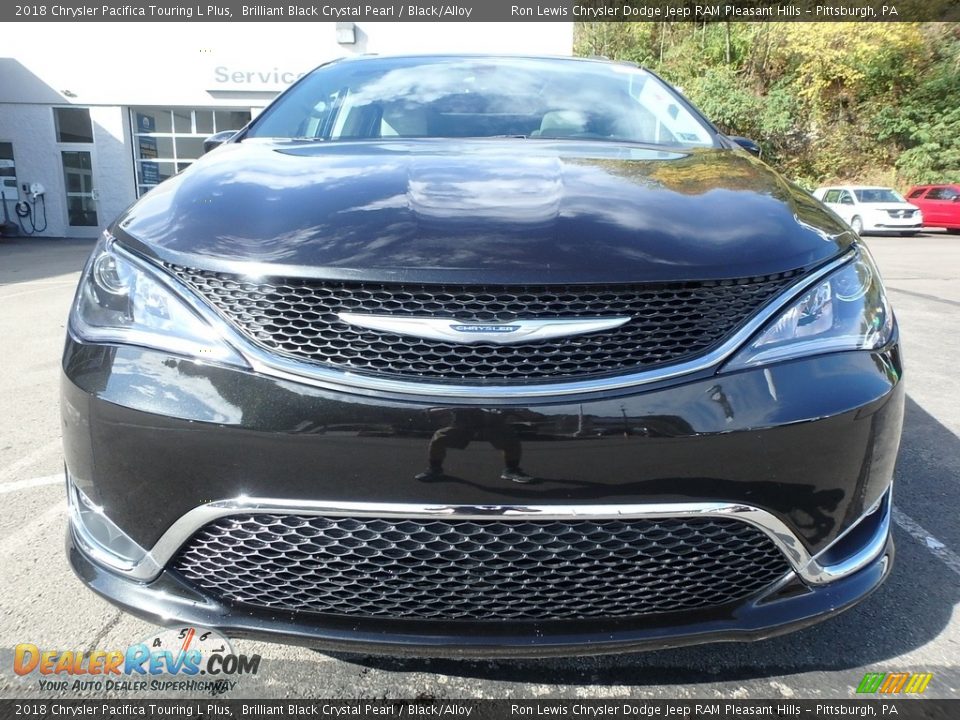 2018 Chrysler Pacifica Touring L Plus Brilliant Black Crystal Pearl / Black/Alloy Photo #8