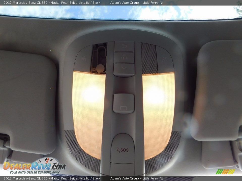 2012 Mercedes-Benz GL 550 4Matic Pearl Beige Metallic / Black Photo #23